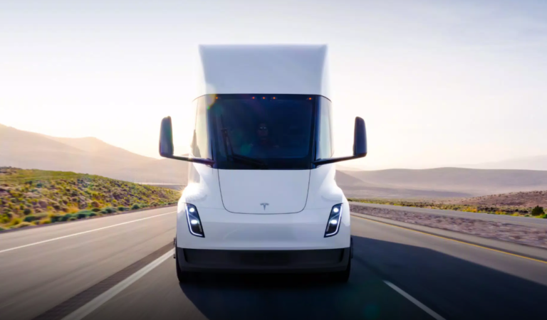 Tesla Semi: The Game-Changer in Electric Trucking Industry