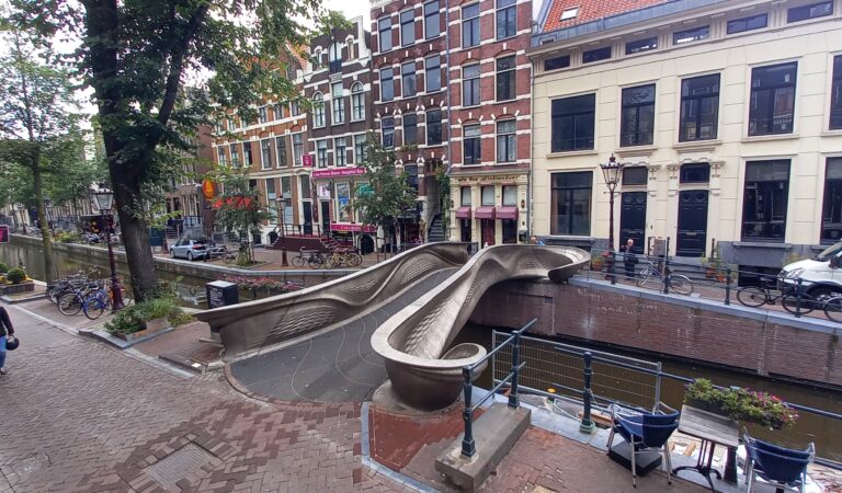 Revolutionary 3D-Printed Stainless Steel Bridge Unveiled in Amsterdam